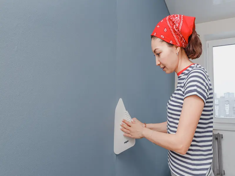 Duvar Silme Sanatı: Duvarları Zarar Vermeden Temizlemenin Püf Noktaları